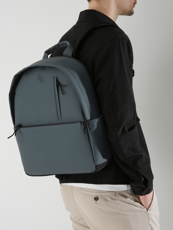 2-compartment backpack with 15\" laptop sleeve