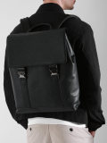 1 compartment business bag with 15" laptop sleeve FLECHE