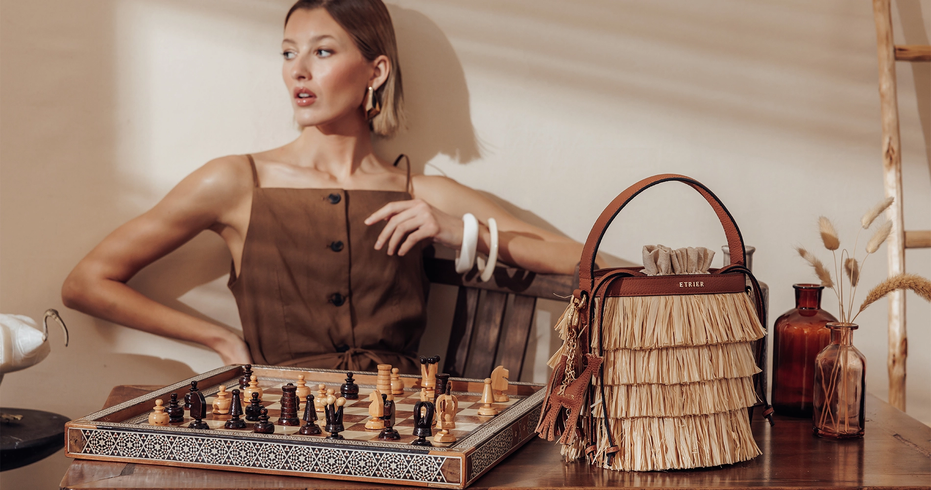 Sac King en raphia à franges — esprit lookbook Safari Reporter de Etrier